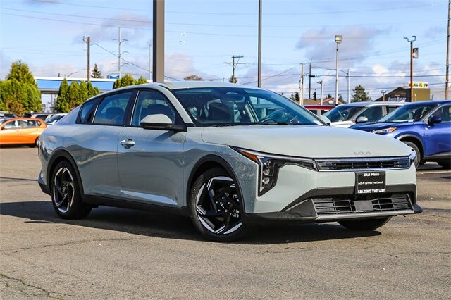 2025 Kia K4 EX