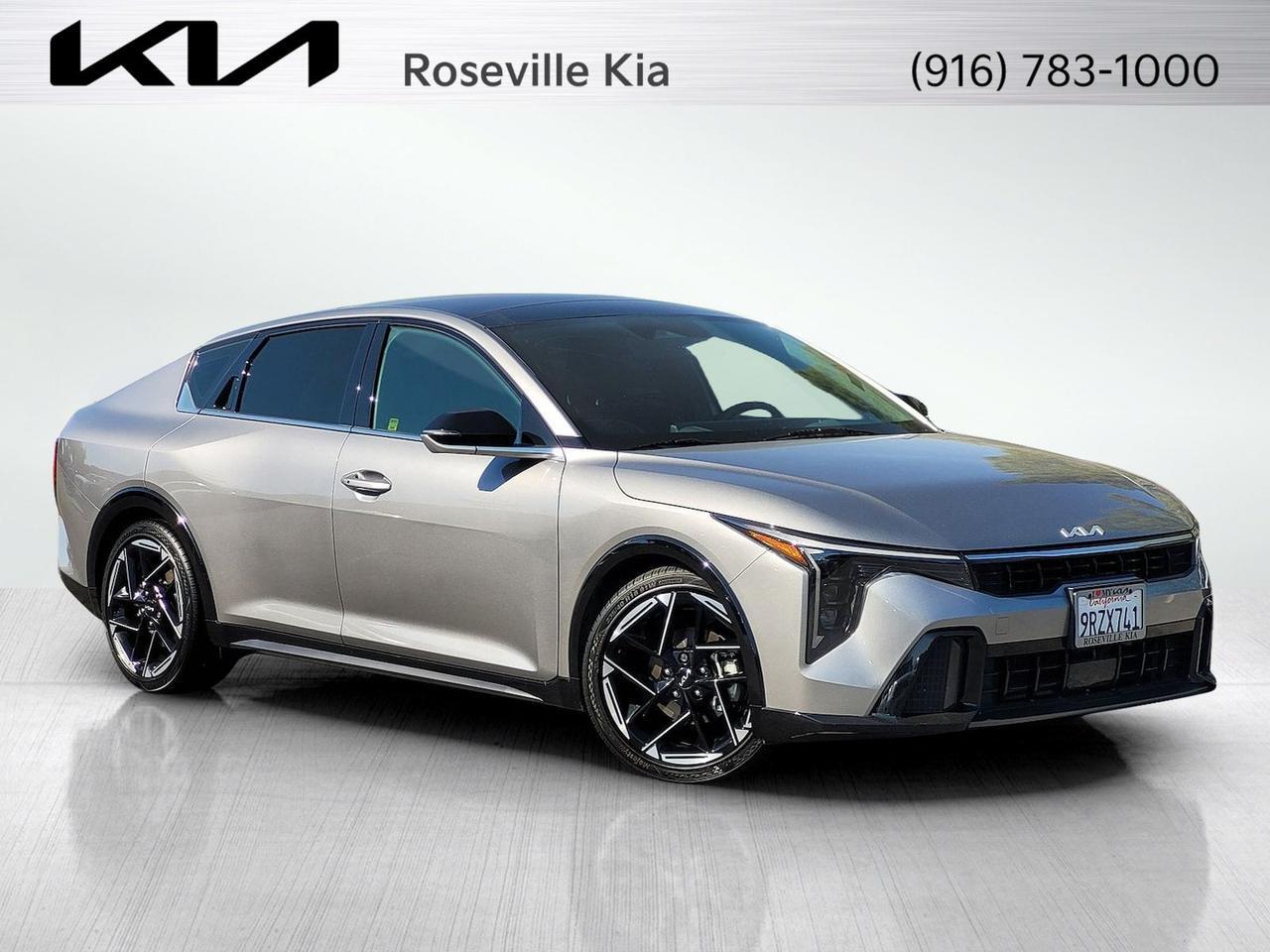 2025 Kia K4 GT-LINE