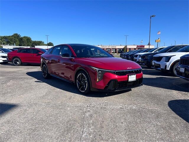 2025 Kia K4 GT-Line