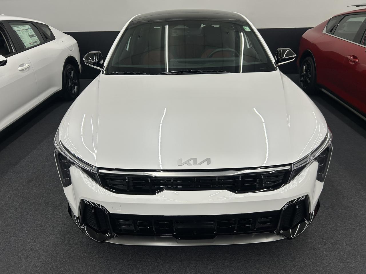 2025 Kia K4 GT-Line FWD