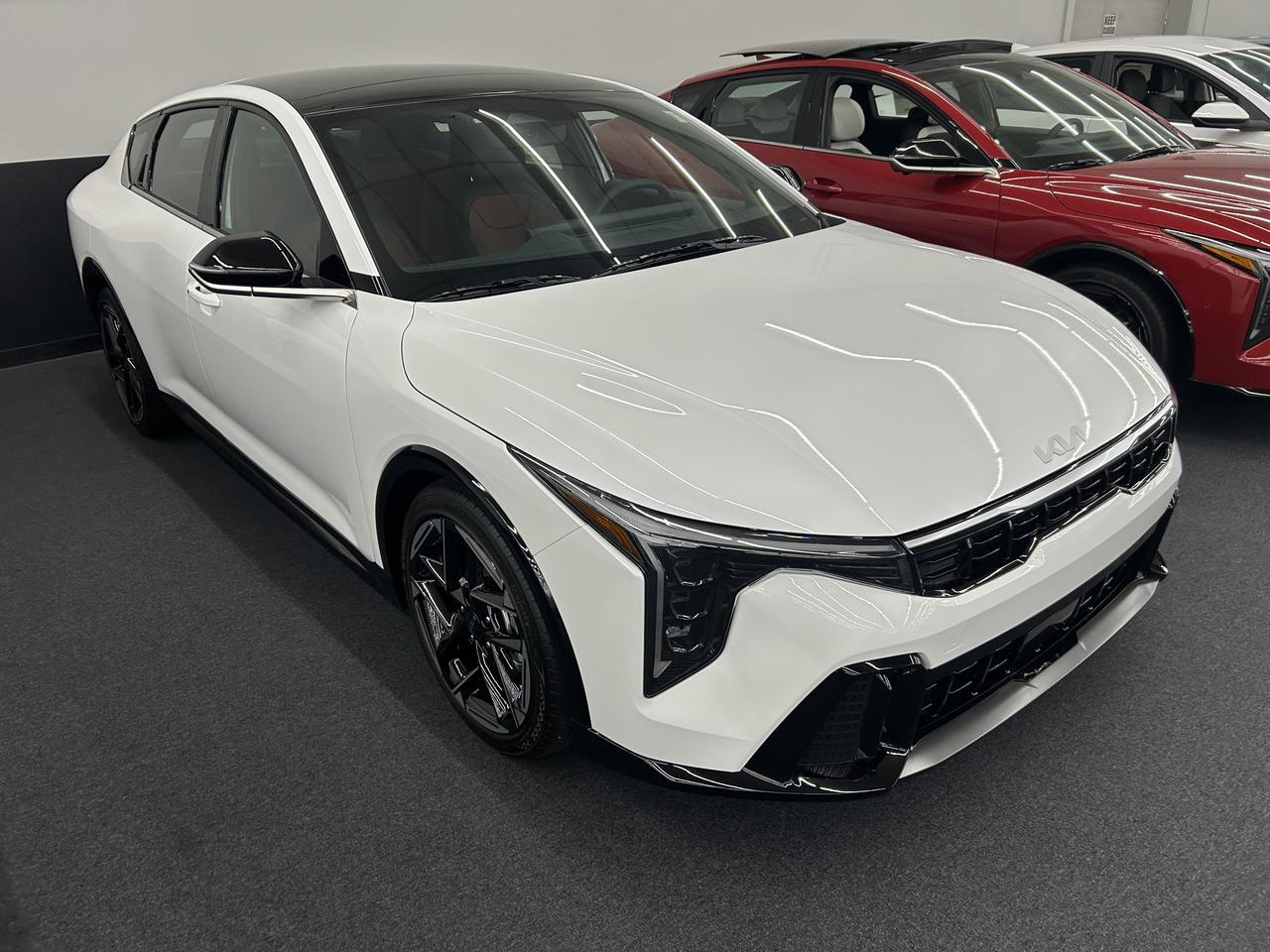 2025 Kia K4 GT-Line FWD