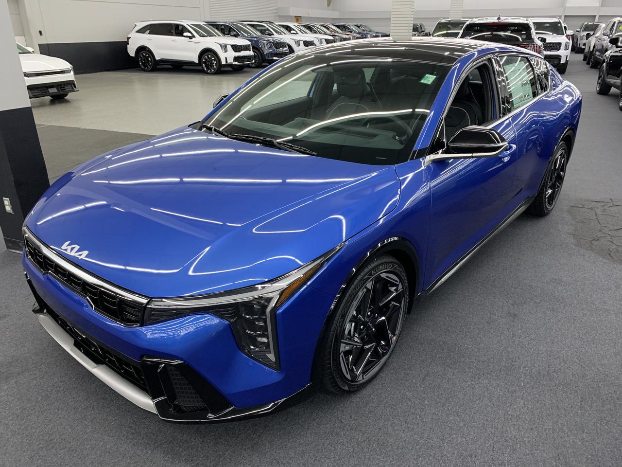 2025 Kia K4 GT-Line FWD