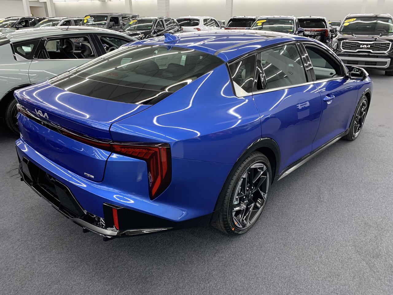 2025 Kia K4 GT-Line FWD