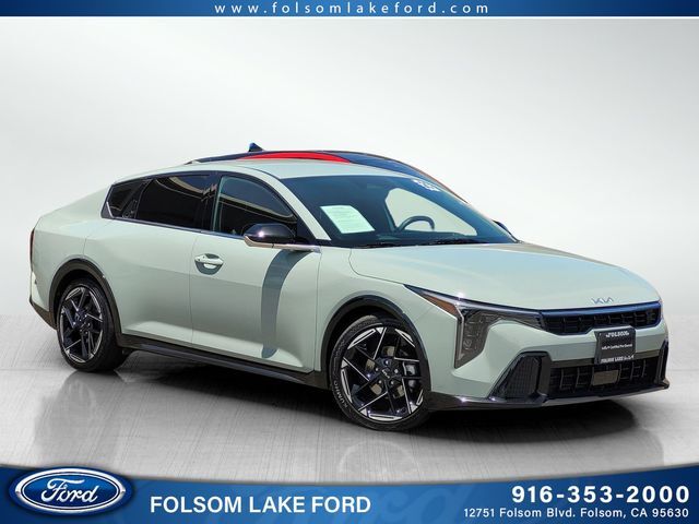 2025 Kia K4 GT-Line