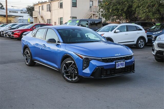 2025 Kia K4 GT-Line
