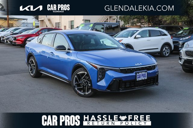 2025 Kia K4 GT-Line