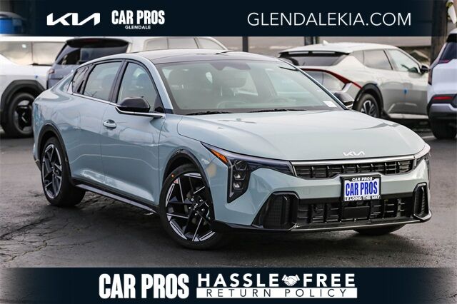 2025 Kia K4 GT-Line