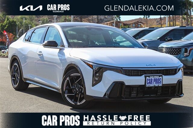 2025 Kia K4 GT-Line
