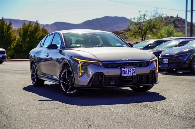 2025 Kia K4 GT-Line