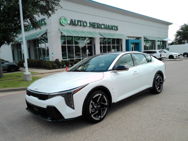 2025 Kia K4 GT-Line
