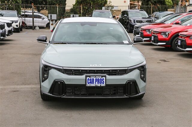 2025 Kia K4 GT-Line
