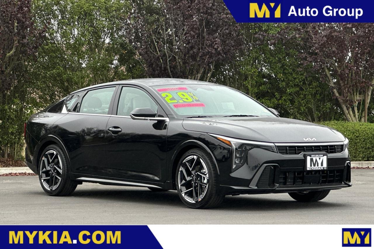 2025 Kia K4 GT-Line