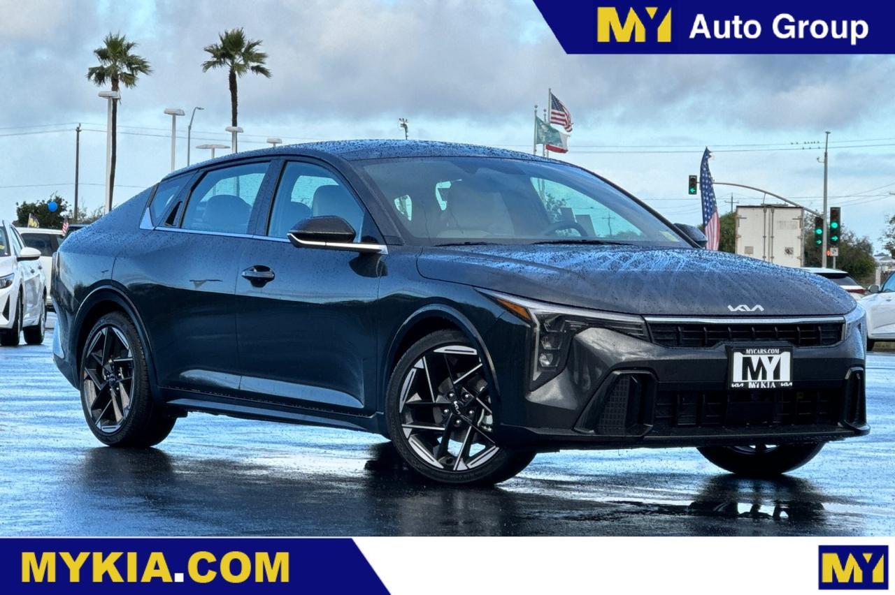 2025 Kia K4 GT-Line