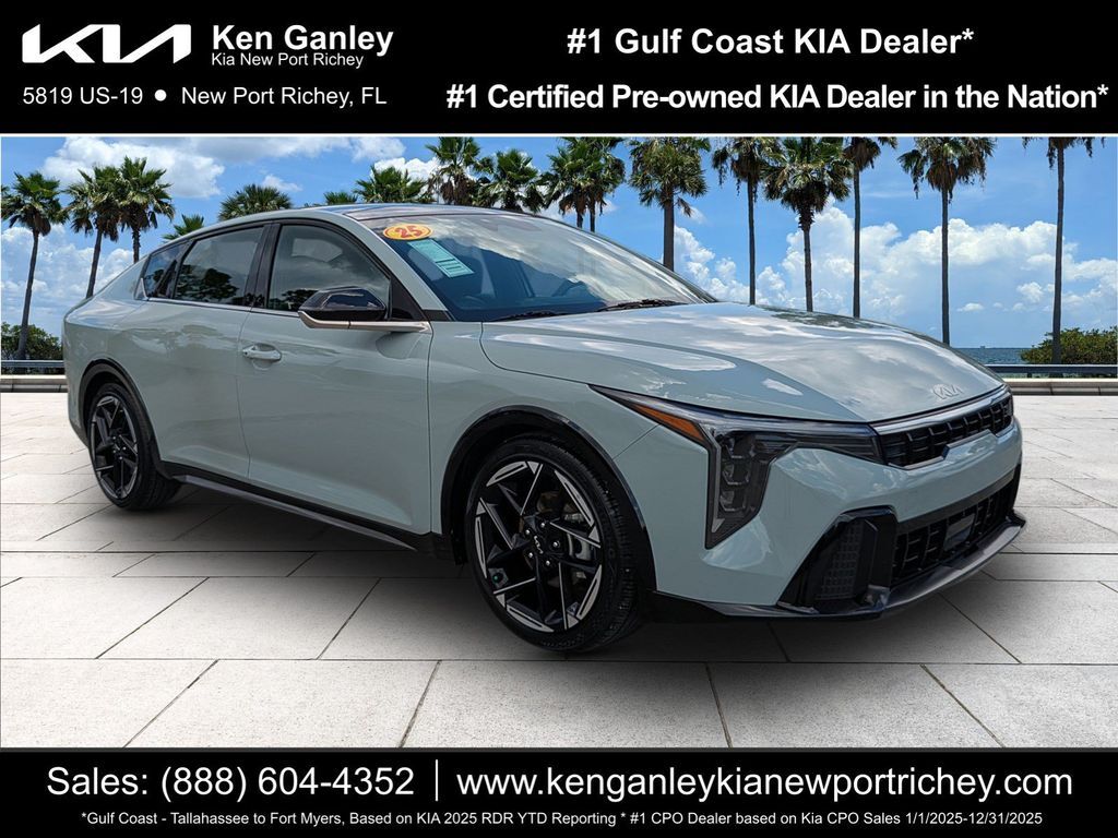 2025 Kia K4 GT-Line