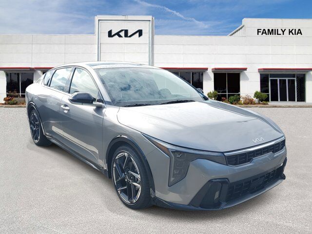 2025 Kia K4 GT-Line