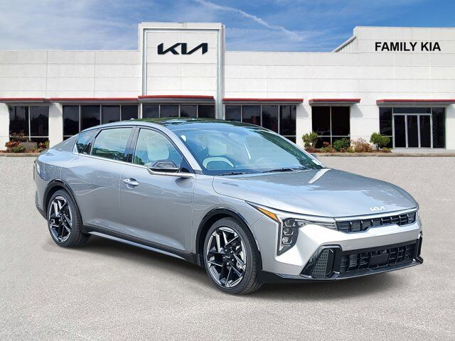 2025 Kia K4 GT-Line