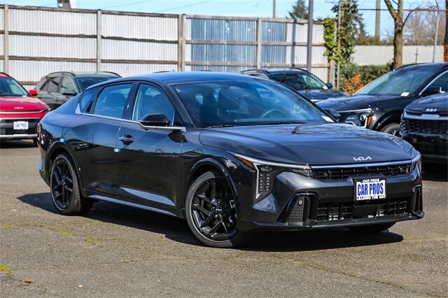 2025 Kia K4 GT-Line Turbo
