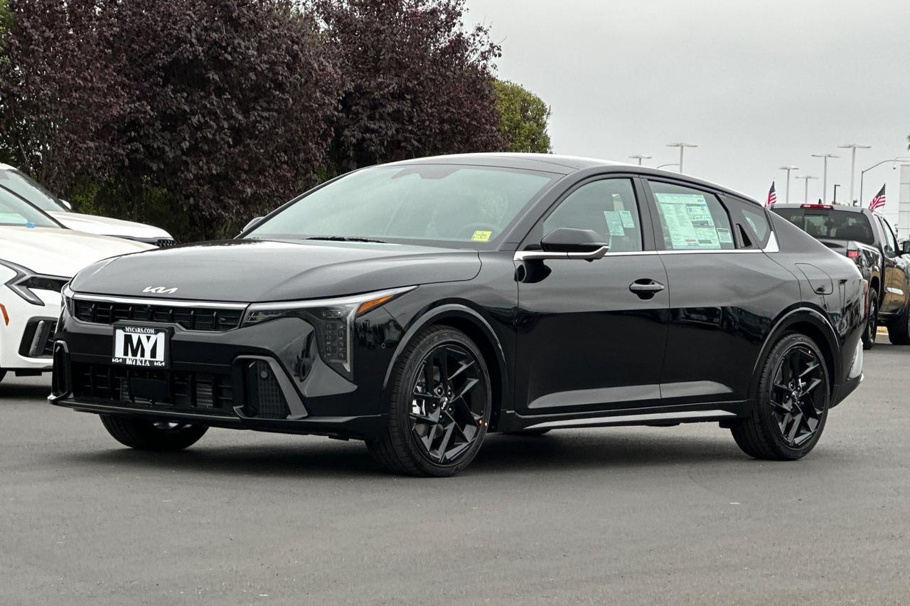 2025 Kia K4 GT-Line Turbo Salinas CA