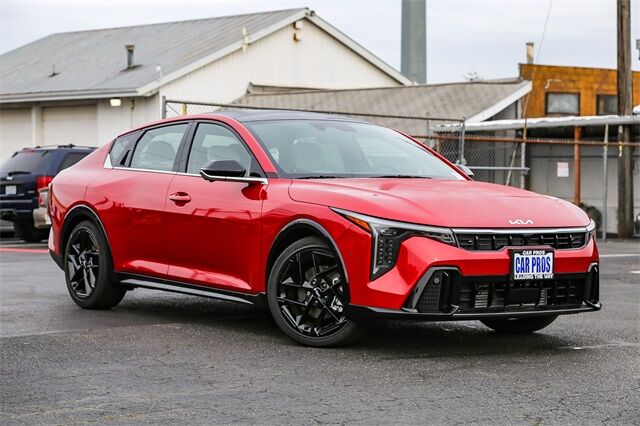 2025 Kia K4 GT-Line Turbo