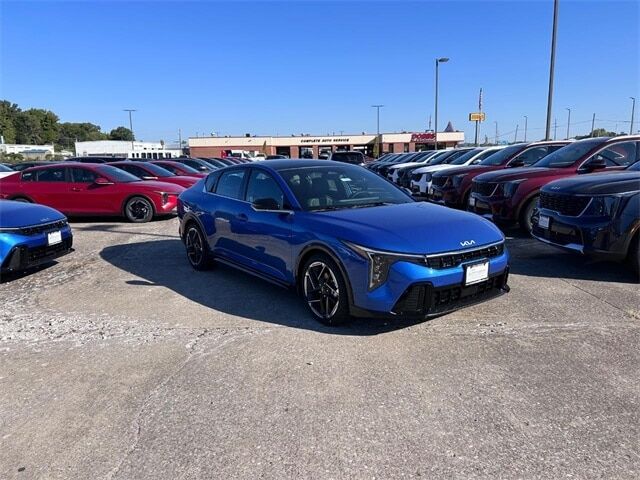 2025 Kia K4