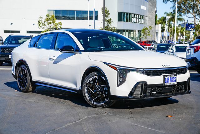 2025 Kia K4 GT-Line