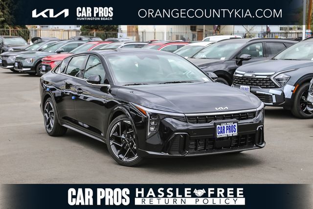 2025 Kia K4 GT-Line