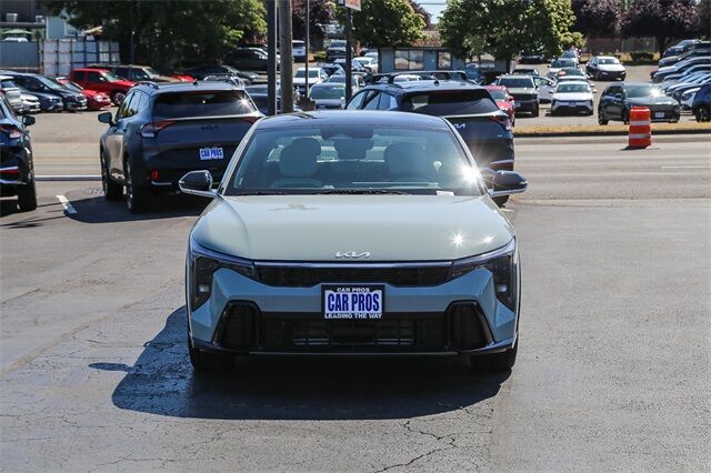 2025 Kia K4 GT-Line