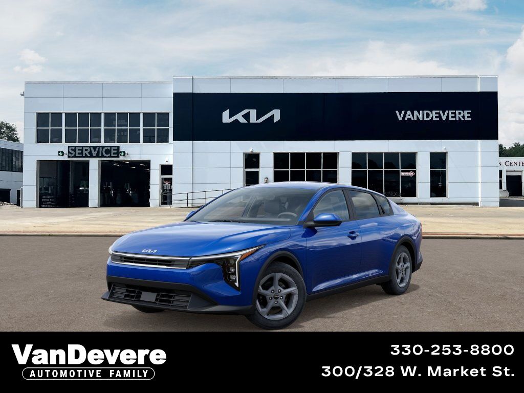 New 2025 Kia K4 LX FWD