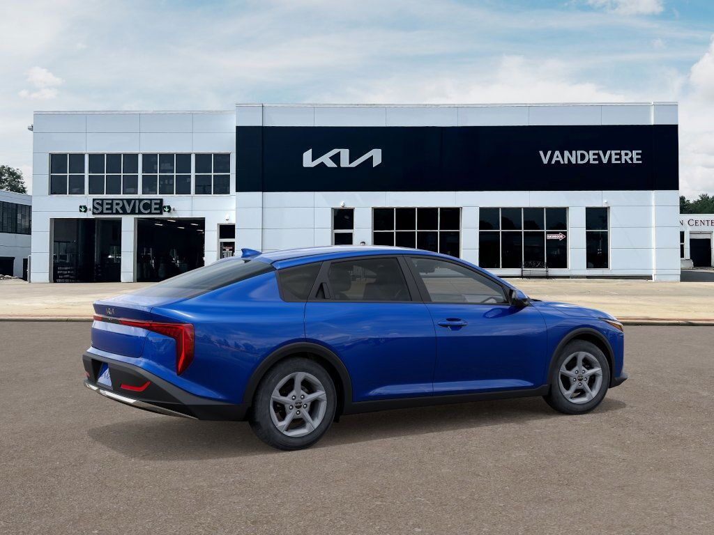 2025 Kia K4 LX Akron OH