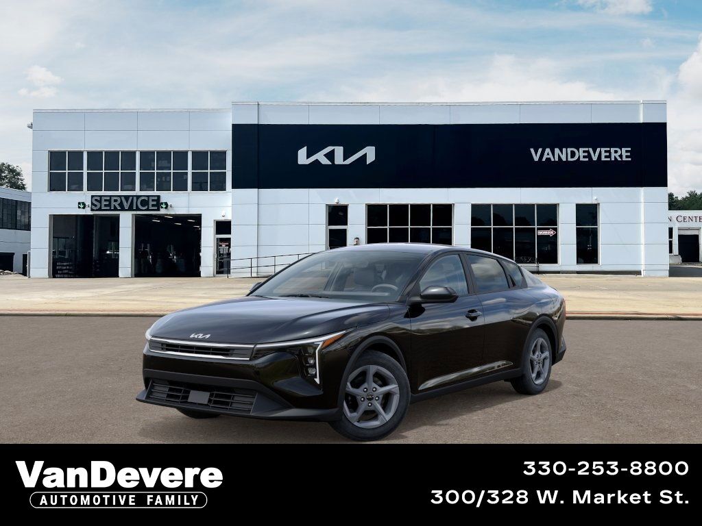 2025 Kia K4 LX