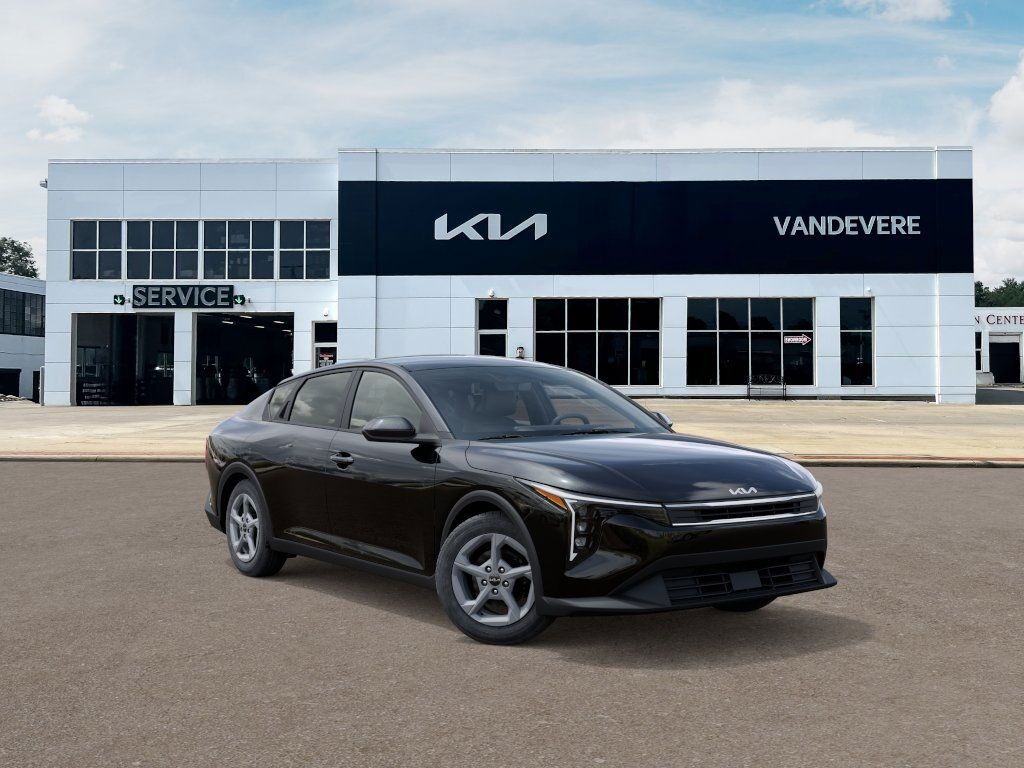 2025 Kia K4 LX Akron OH