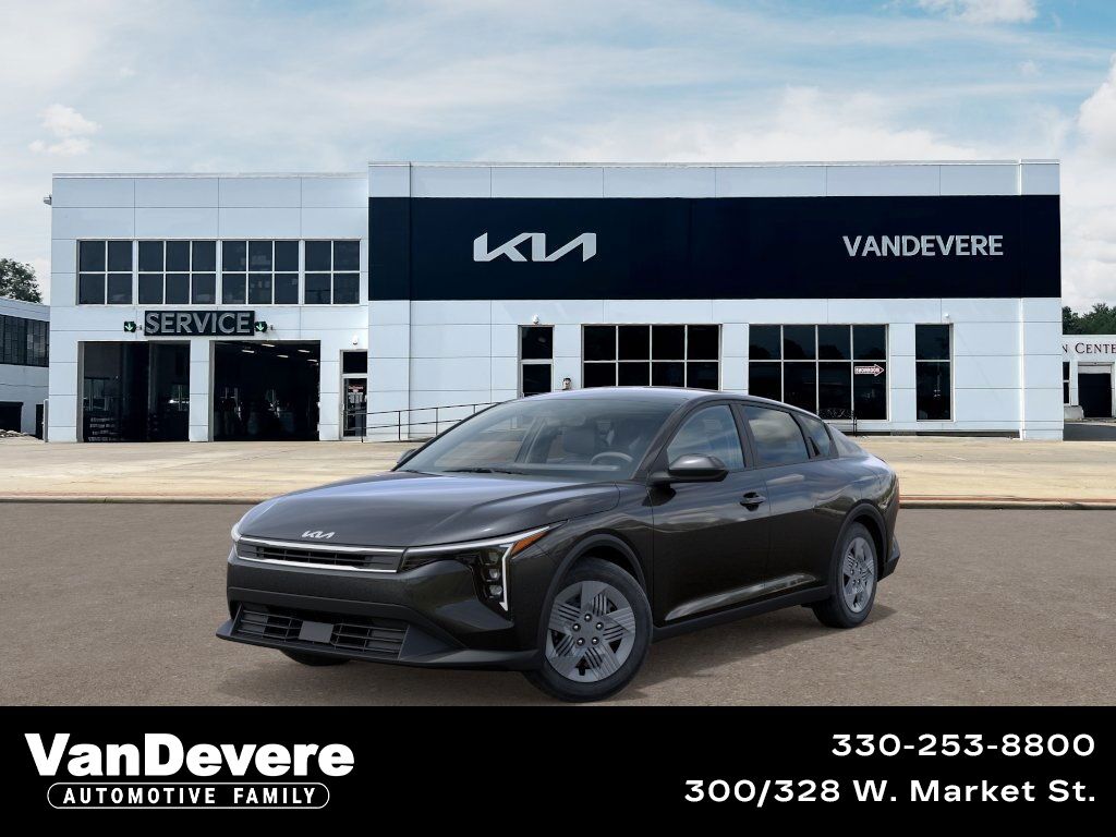 New 2025 Kia K4 LX FWD