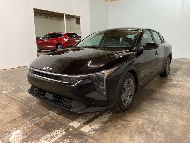 2025 Kia K4 LX