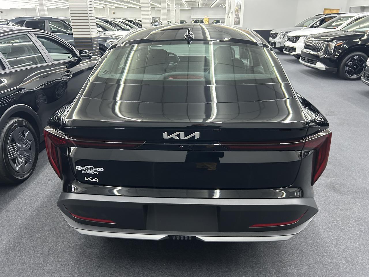 2025 Kia K4 LX FWD Benwood WV