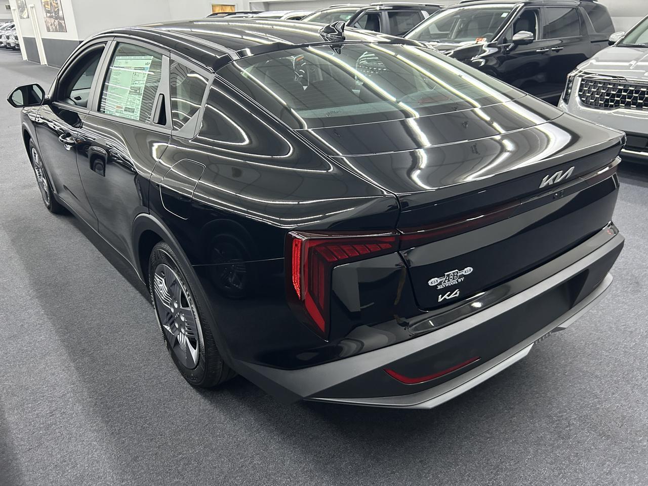 2025 Kia K4 LX FWD Benwood WV