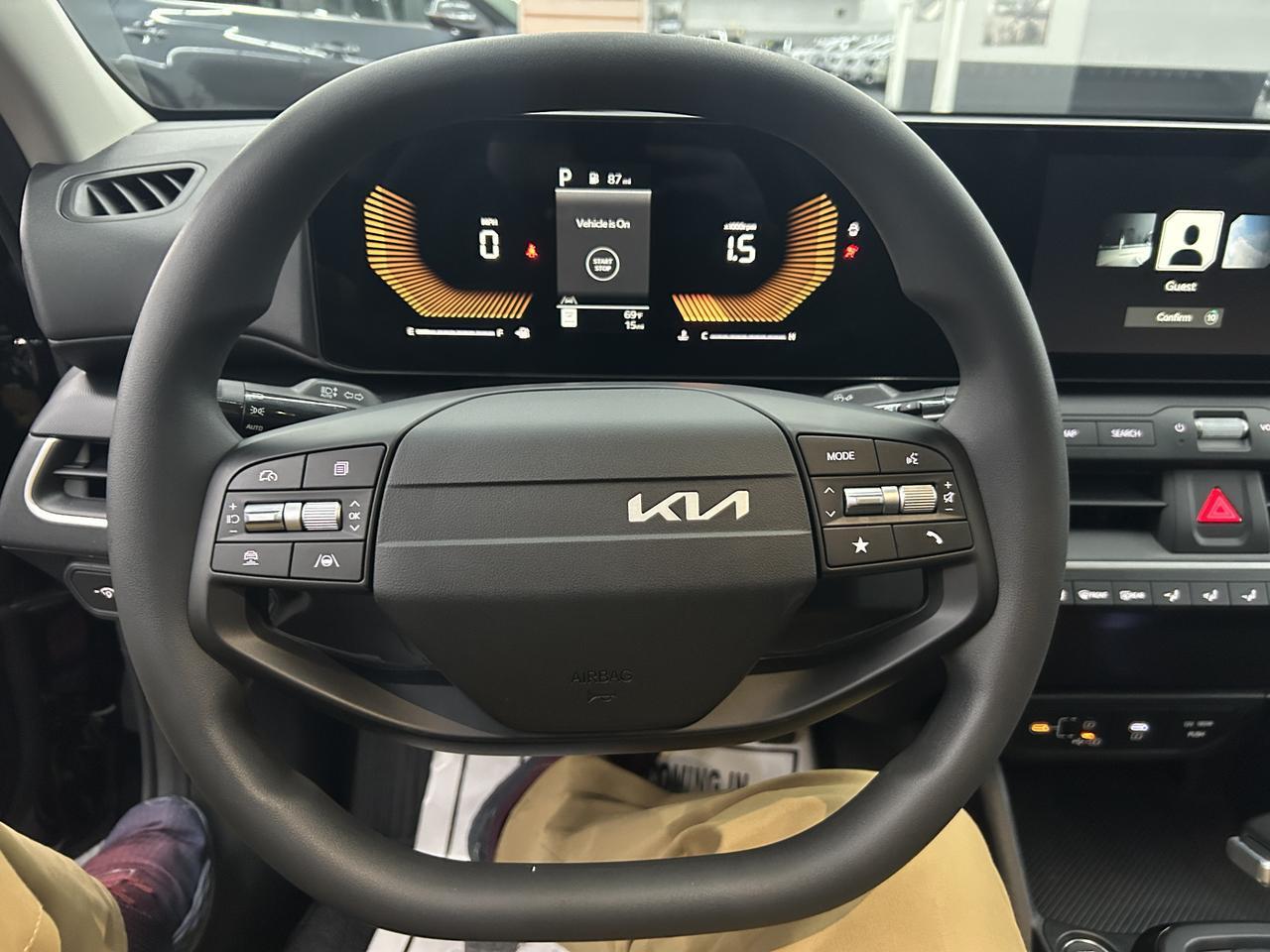 2025 Kia K4 LX FWD Benwood WV