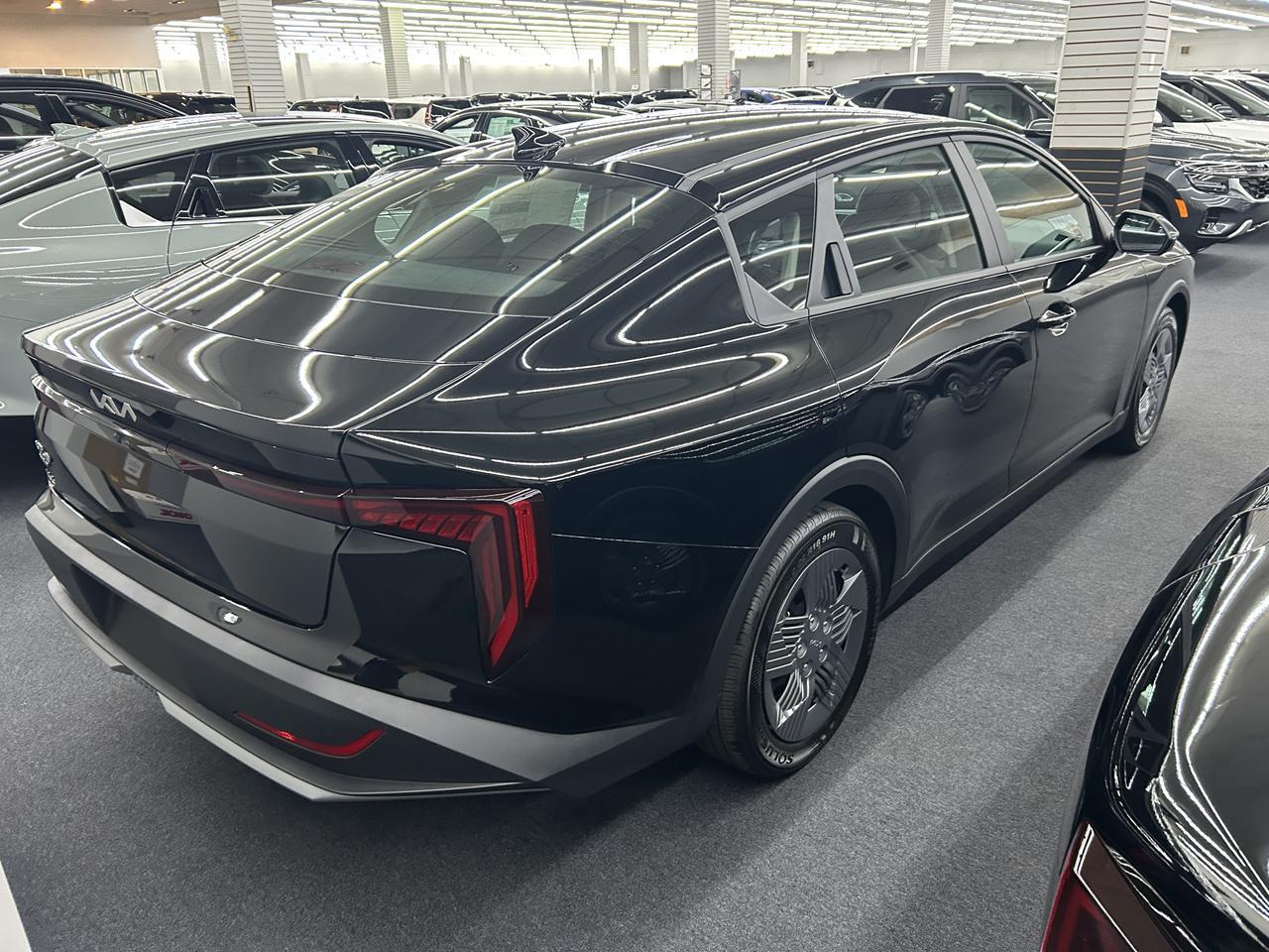 2025 Kia K4 LX FWD Benwood WV