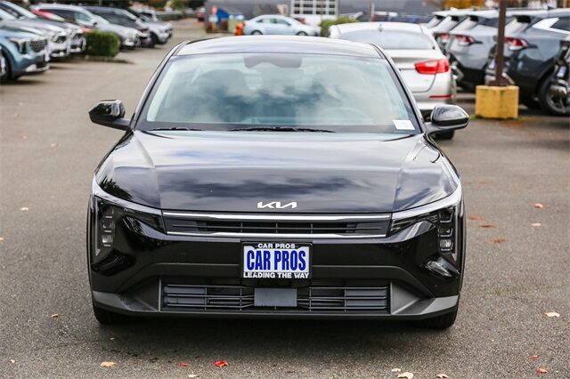 2025 Kia K4 LX
