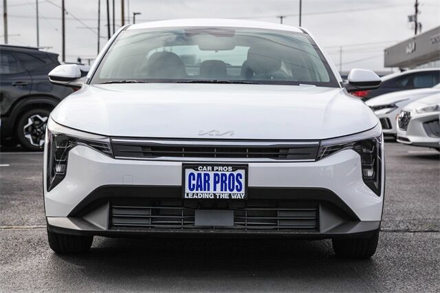 2025 Kia K4 LX