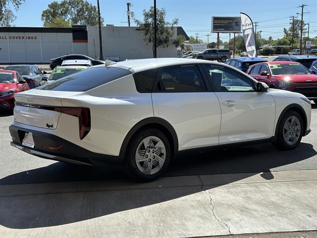 2025 Kia K4 LX