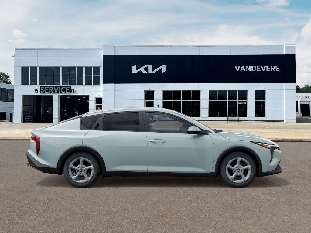 2025 Kia K4 LXS Akron OH