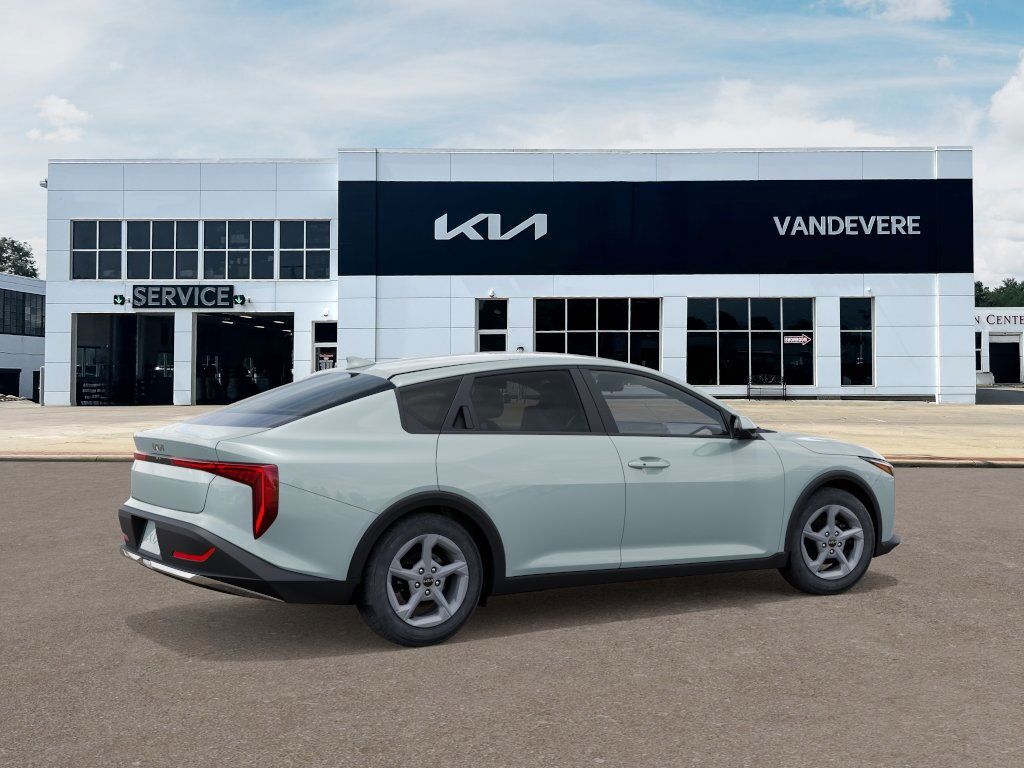 2025 Kia K4 LXS Akron OH