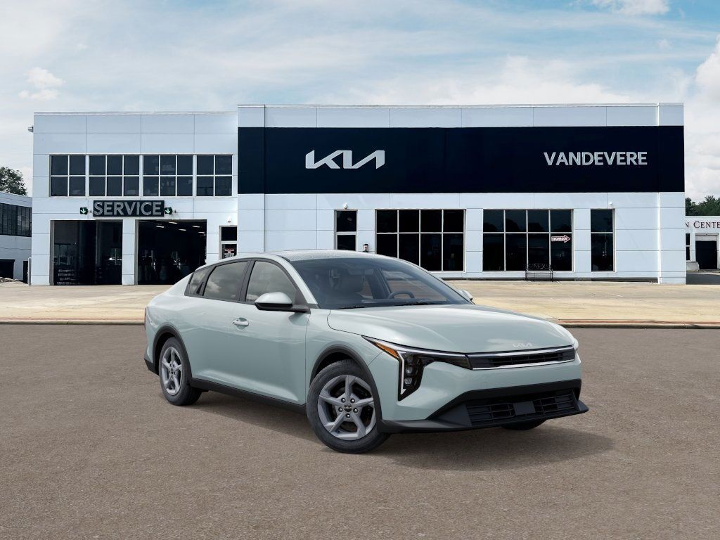 2025 Kia K4 LXS Akron OH