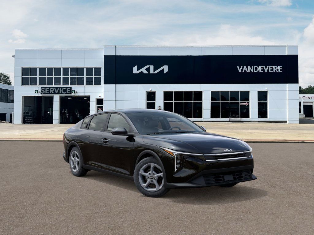 2025 Kia K4 LXS Akron OH