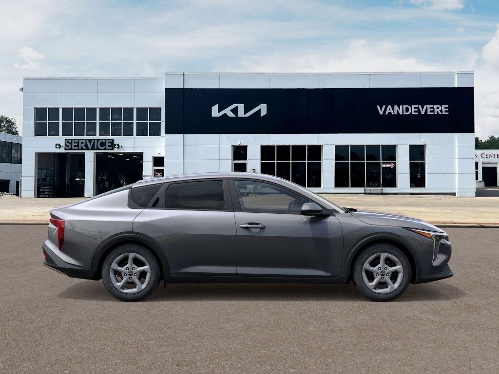 2025 Kia K4 LXS Akron OH