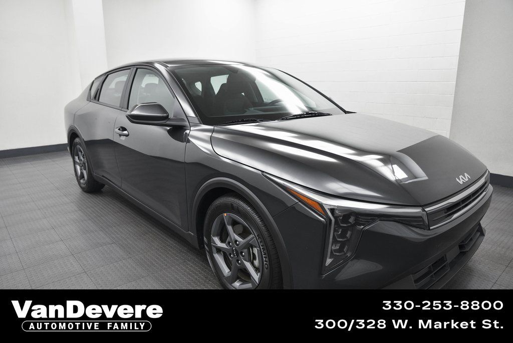 2025 Kia K4