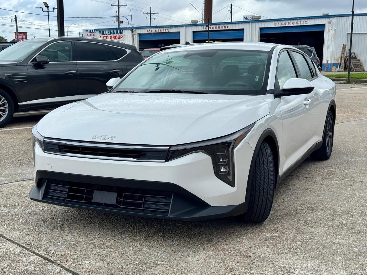 2025 Kia K4 LXS