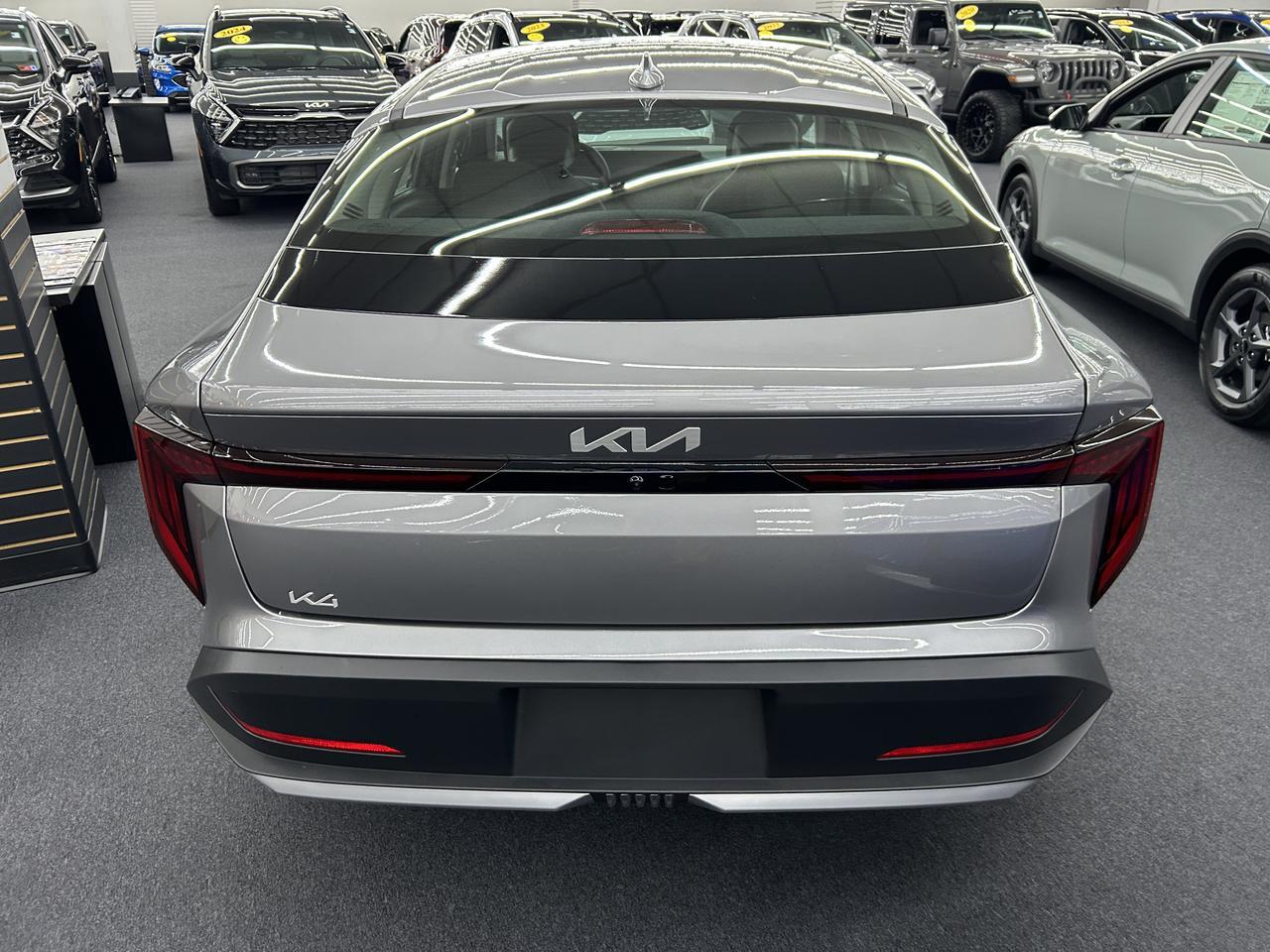 2025 Kia K4 LXS Benwood WV