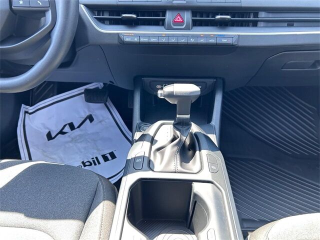 2025 Kia K4 LXS Cape Girardeau MO