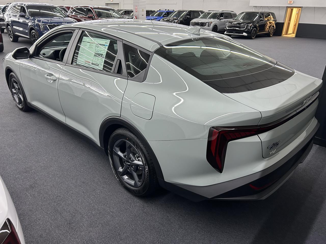 2025 Kia K4 LXS FWD Benwood WV